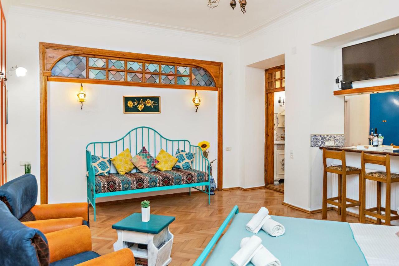 ★ Blue Door Rhapsody ★ - Special Stay In Old Town! Tbilissi Extérieur photo